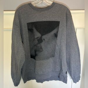 HUF Worldwide "french kiss" crewneck sweater